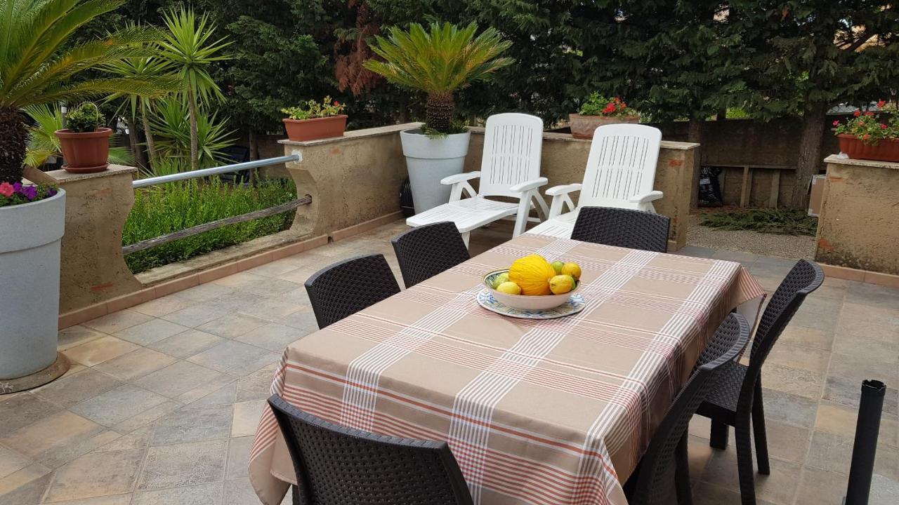 Casa Vacanze Villa Tropia Camastra Экстерьер фото