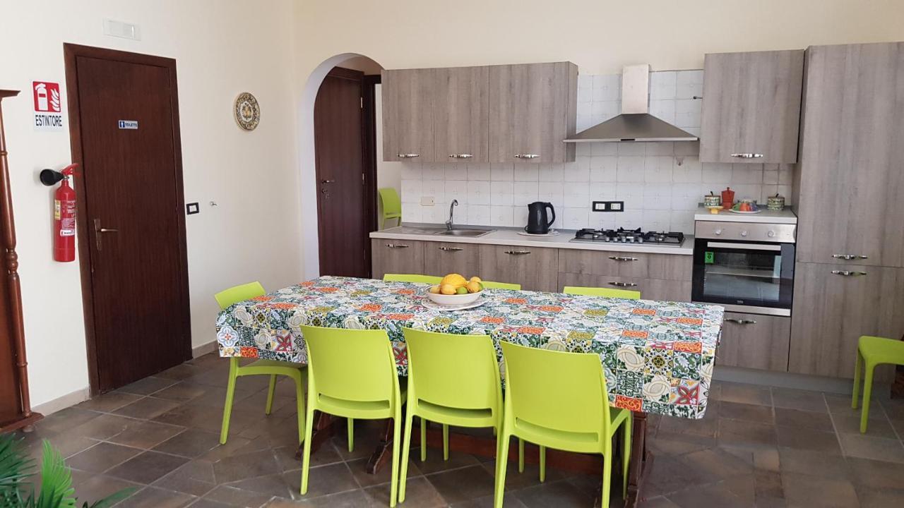 Casa Vacanze Villa Tropia Camastra Экстерьер фото